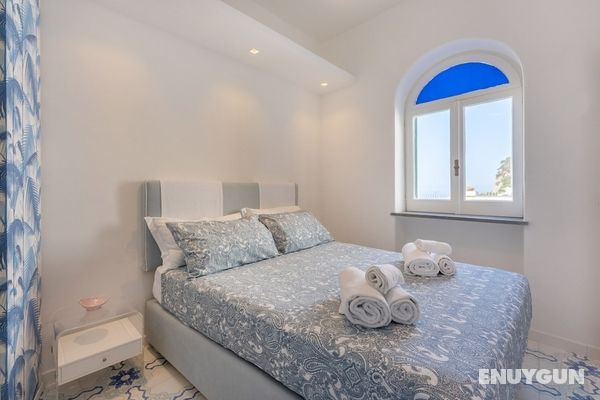 Azzurra, Capri Center Öne Çıkan Resim