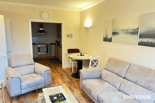 Beautiful 1-bed Apartment in Wimbledon- London Öne Çıkan Resim