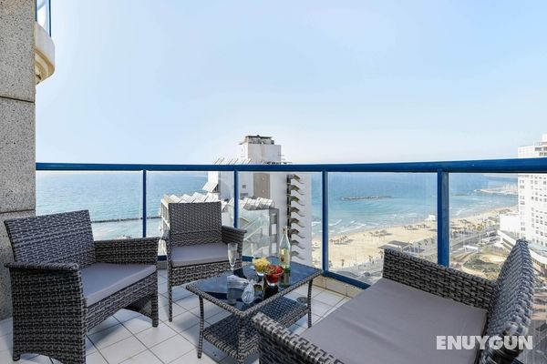 Beautiful w Balcony & Panoramic Sea View Öne Çıkan Resim