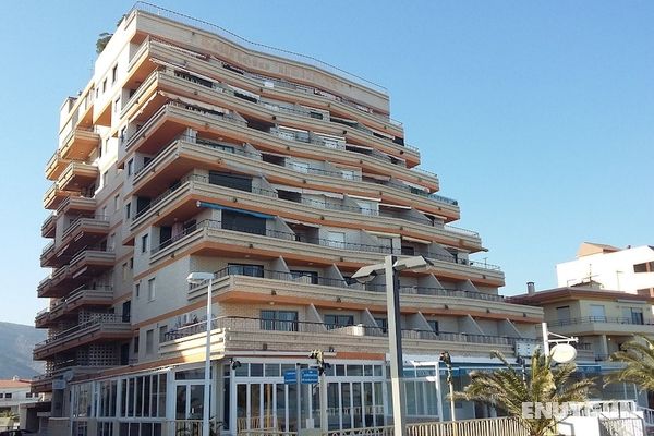 Apartamentos Bernat Pie de Playa 3000 Öne Çıkan Resim