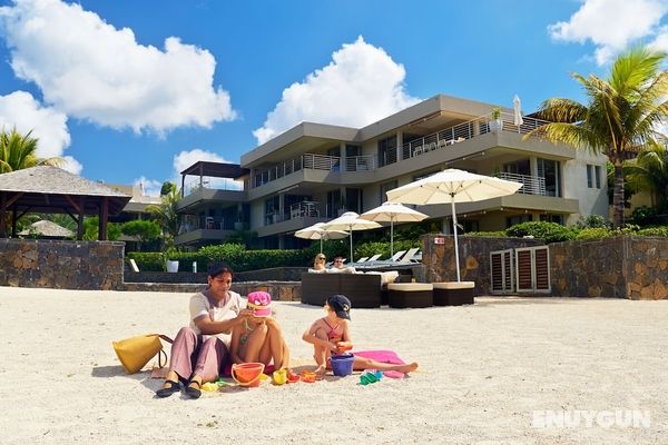 Bon Azur Beachfront Suites and Penthouses by Lov Genel