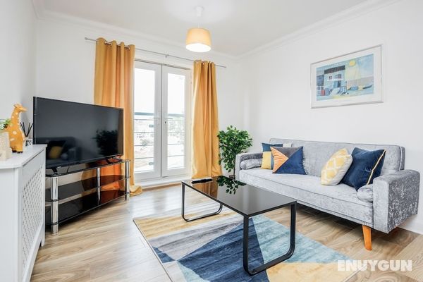 Bright and Cozy 2-bed Apartment in Dagenham Öne Çıkan Resim