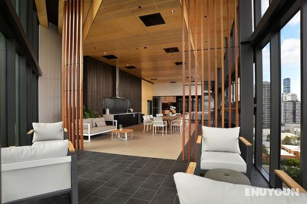 Brisbane One Apartments by CLLIX Genel