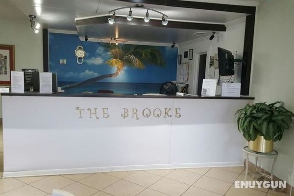 Brooke Hotel Genel