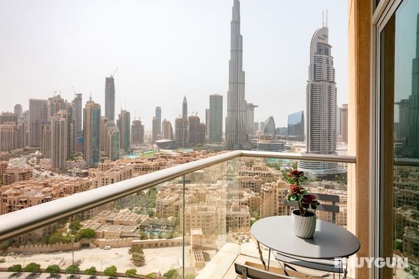 Burj Khalifa Vw  Prvt Pool in Dubai Öne Çıkan Resim