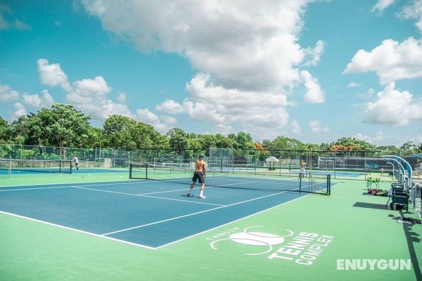 Cancun Tennis Inn Genel
