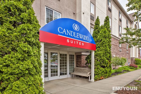 Candlewood Suites Indianapolis Genel