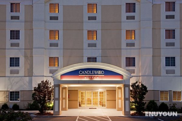 Candlewood Suites West Springfield Genel