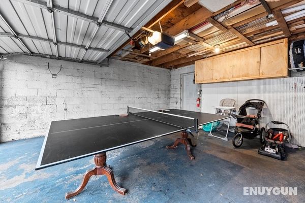 Cap Hill 3-bedroom Garage Parking With Backyard Genel
