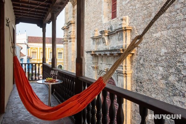 Casa San Pedro -exclusive 3BR Colonial Apartment in Old City by Oda Manzaraları