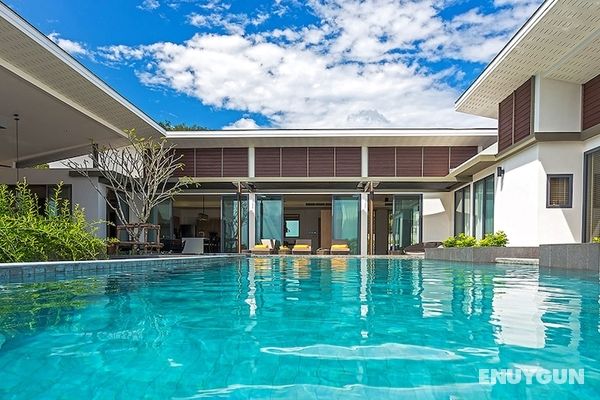 CASABAY Luxury Pool Villas by STAY Öne Çıkan Resim