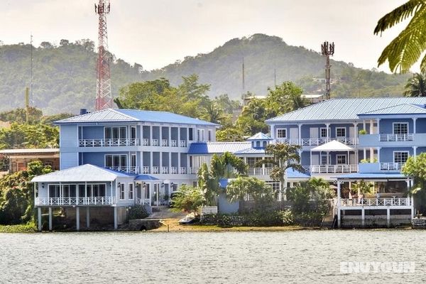 Casona del Lago Genel