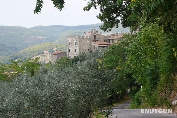 Castello di Cisterna Genel