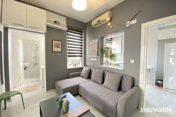 Central and Stylish Flat in the Heart of Kad k y Öne Çıkan Resim