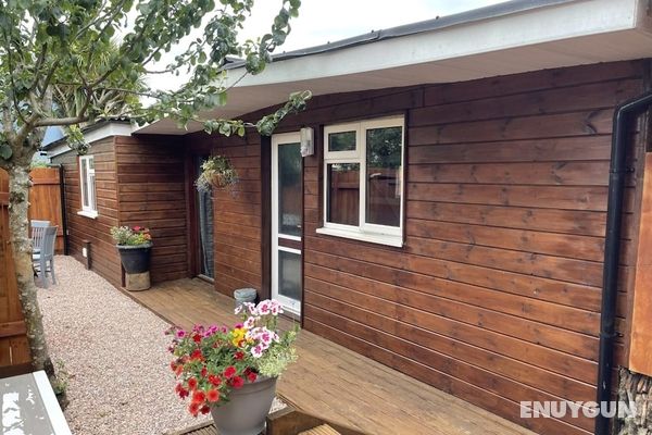 Charming Chalet in Stoke Fleming - Sleep up to 5 Öne Çıkan Resim