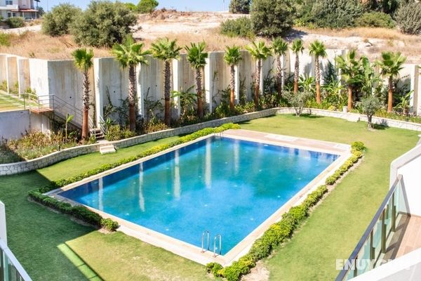 Charming Flat Near Sea With Shared Pool in Cesme Öne Çıkan Resim