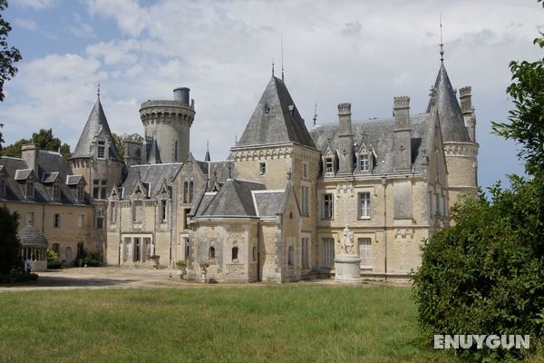 Château Des Chevaliers De Londigny Öne Çıkan Resim