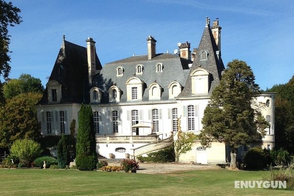 Chateau du Val Larbont Öne Çıkan Resim