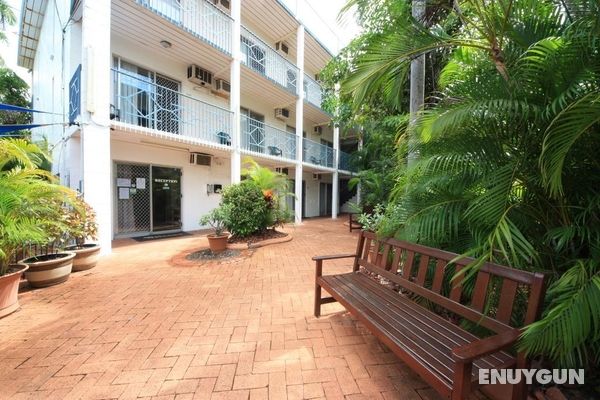 Coconut Grove Holiday Apartments Genel