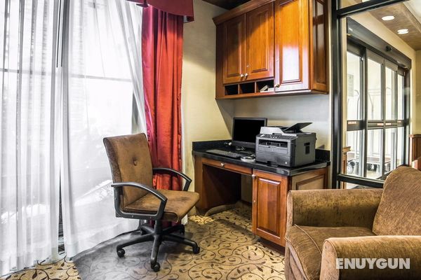 Comfort Inn & Suites Henderson - Las Vegas Genel
