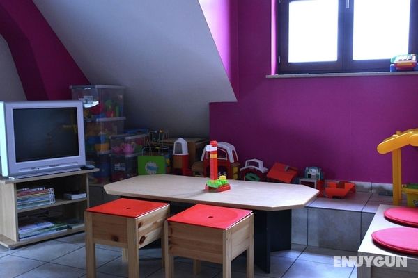 Comfortable Villa, Sauna, Lots of Games, Perfect for Families With Children Genel