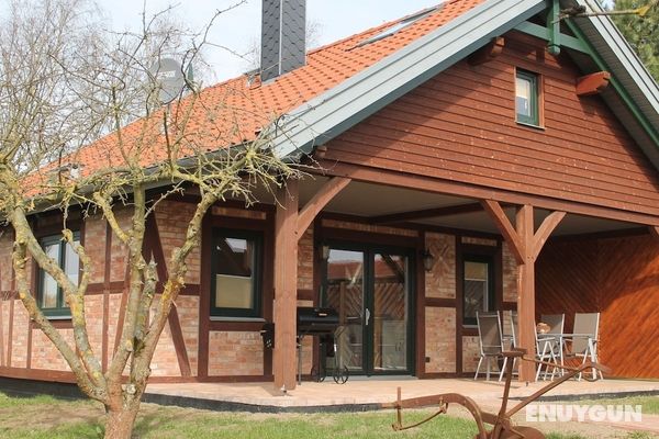 Comfy Farmhouse in Brusow With Garden Öne Çıkan Resim