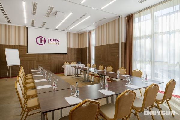 Corso Hotel Pécs Genel