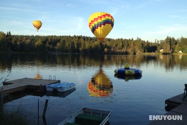 Cottage Lake Bed and Breakfast Genel