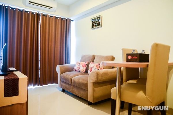 Cozy 1BR H Residence Apartment near MT Haryono Öne Çıkan Resim