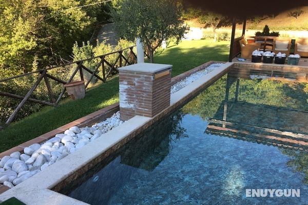 Cozy Holiday Home in Valtopina Italy With Private Pool Öne Çıkan Resim