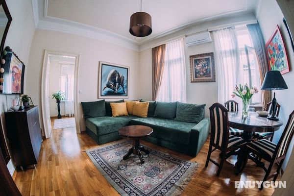 Crown Apartment Öne Çıkan Resim