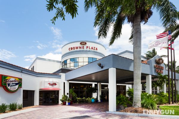 Crowne Plaza Fort Myers Genel