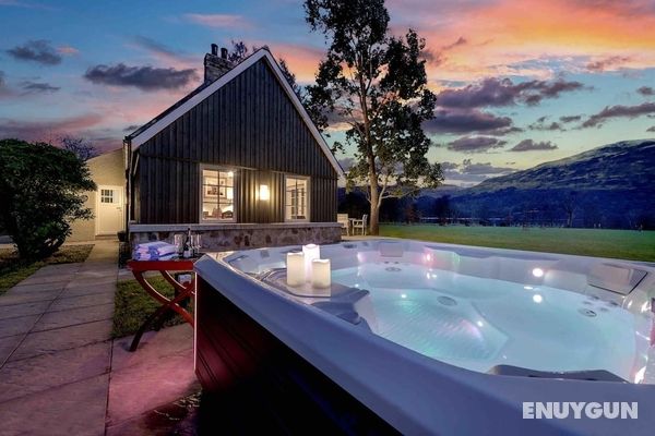 Dalveich Cottage W/hot tub & Stunning Views Öne Çıkan Resim
