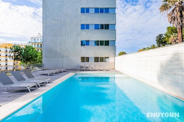 Deluxe Beach Apartment Swimming Pool Öne Çıkan Resim