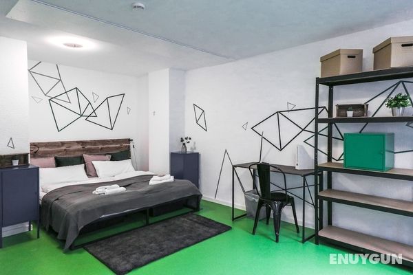 Designer Dorm room for 4 Öne Çıkan Resim