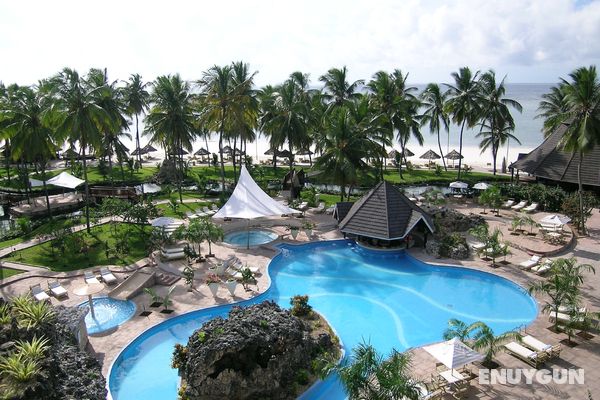 Diani Reef Beach Resort & Spa Genel