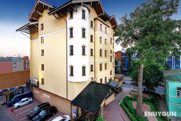 Dinastiya Hotel Öne Çıkan Resim