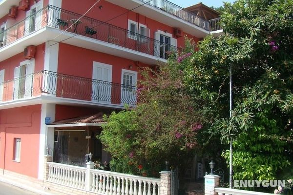 Dionisis Apartments Öne Çıkan Resim