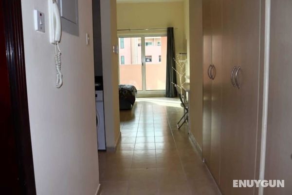 Discovery Gardens - Stunning Studio With Balcony And Free Parking İç Mekan