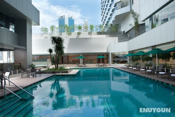 Doubletree By Hilton Kuala Lumpur Havuz