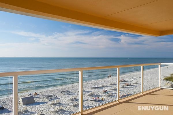 Edgewater Beach Hotel Genel