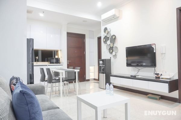 Elegant And Comfy 2Br At Permata Hijau Suites Apartment Dış Mekan
