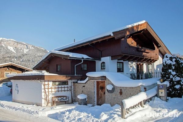 Elegant Apartment in Sankt Johann in Tyrol near Ski Slopes Öne Çıkan Resim