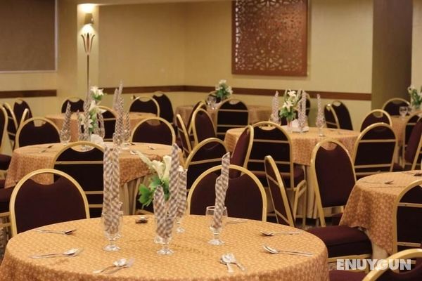 Embassy Inn Hotel Karachi Genel