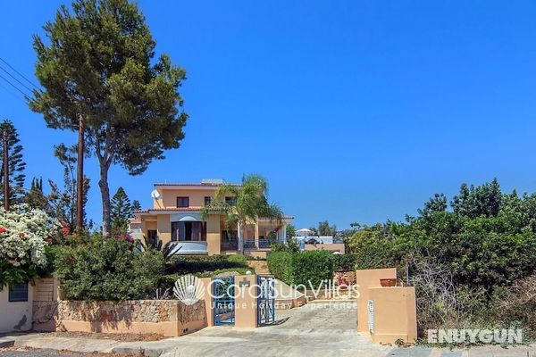 Exceptional Large Villa, Private Heated Pool, Complete Privacy, Prime Location Dış Mekan