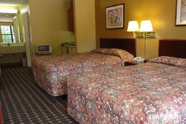 Executive Inn and Suites Longview Genel