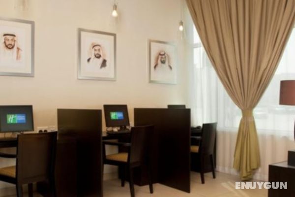 Express By Holiday Inn Dubai Internet City Genel