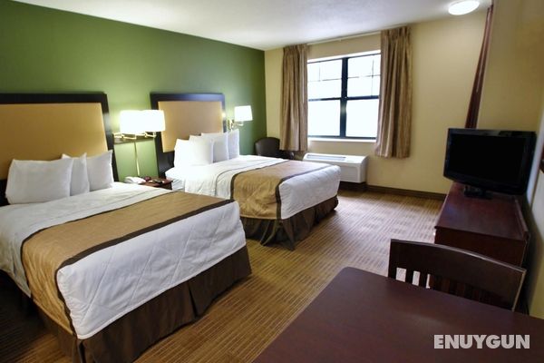 Extended Stay America Chicago - Darien Genel