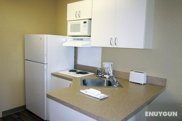 Extended Stay America - Tampa - Airport - Spruce S Genel