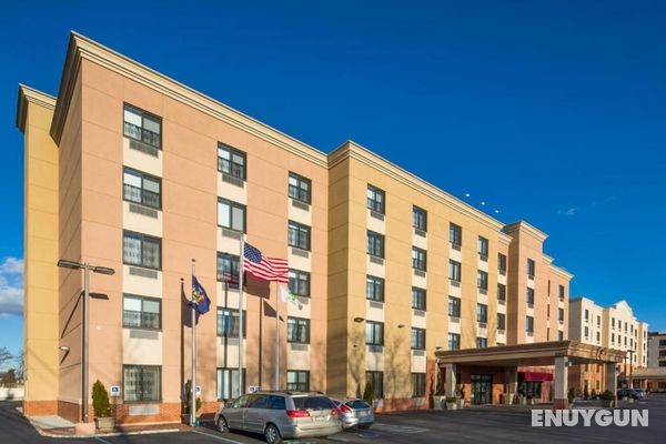 Fairfield Inn Suites New York Staten Island Genel